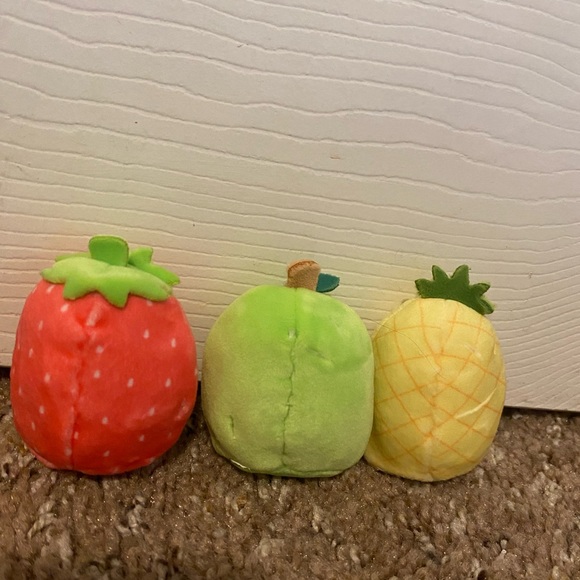 Squishvilles - Picture 1 of 2